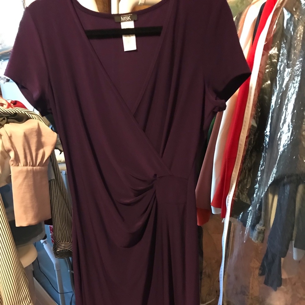 Dress - Picture 2 of 3